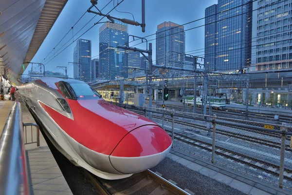 Série E6 train à grande vitesse Shinkansen — Photo