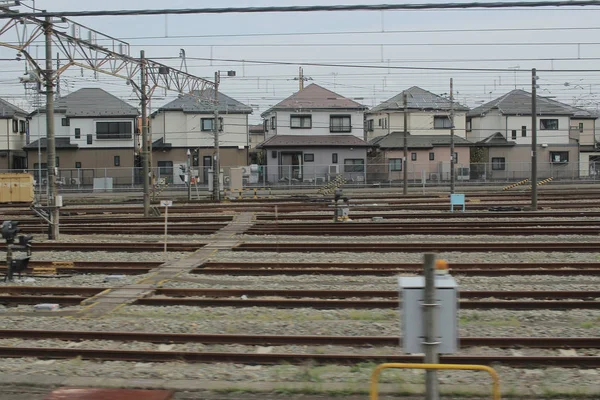 A vasúti rad pálya a város Japánban — Stock Fotó