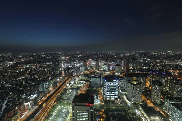 Paisaje nocturno de la zona Minatomirai de Yokohama , —  Fotos de Stock