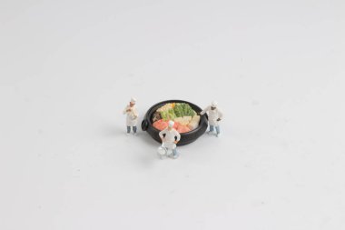 Min aşçı şekil Sukiyaki pot ile