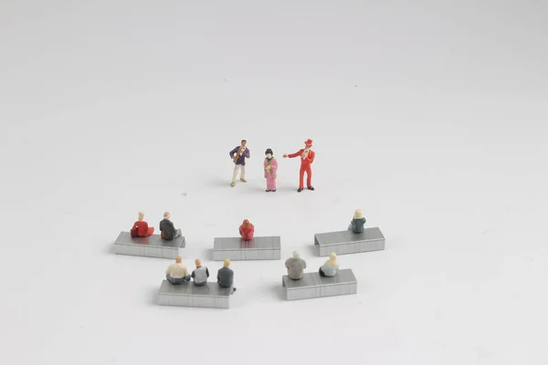 Diversión de la figura en el mundo en miniatura — Foto de Stock