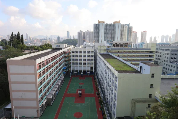 School op Shek Kip Mei in kowloon 2017 — Stockfoto