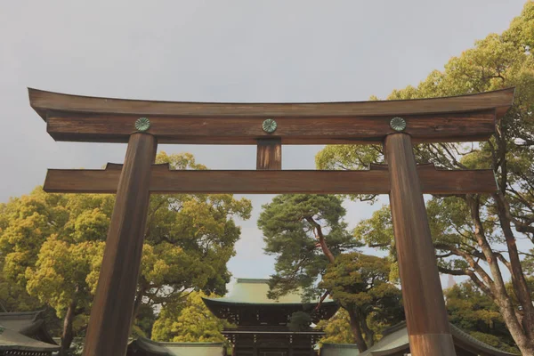 Torii Meiji jingu Tokyo, Japonya.
