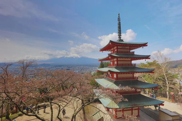 Sengen tapınak alandır Fuji Dağı'nın bakış ben