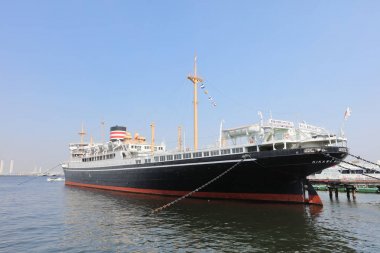  Hikawa Maru adlı büyük bir gemi
