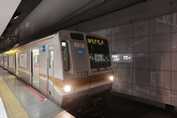 요코하마에서 지하철 — 스톡 사진