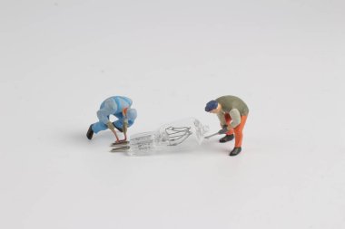 min işçi eser lambalı