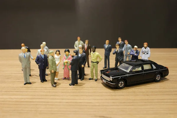 küçük iş ve oyuncak araba ile Toplantı