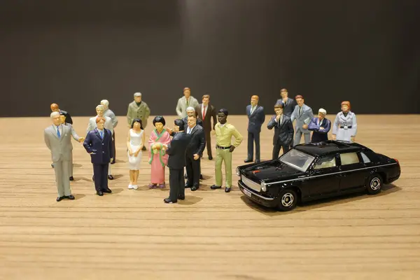 küçük iş ve oyuncak araba ile Toplantı