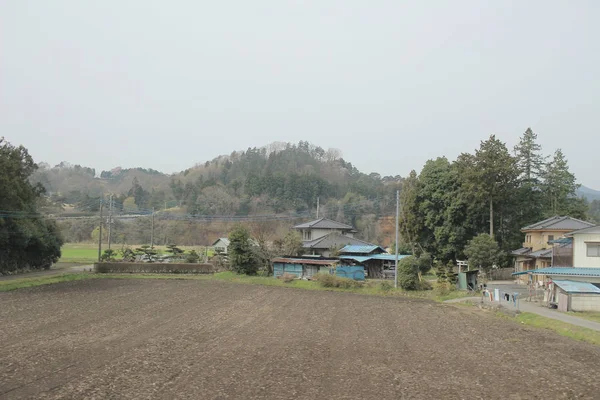 Uitzicht op het platteland met de trein — Stockfoto