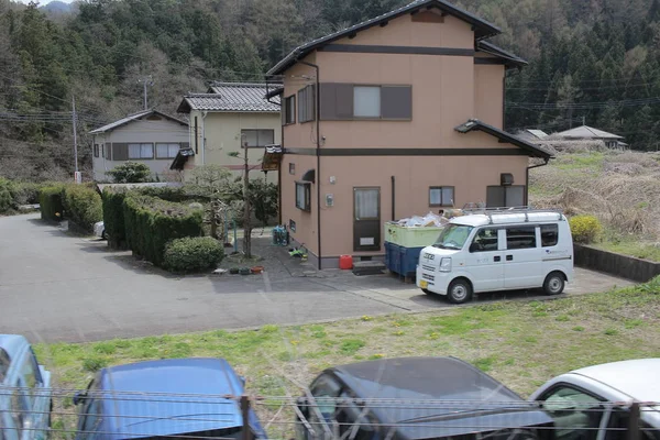 Parkeerplaats buitenshuis op Yamanashi — Stockfoto