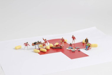 Uyuşturucu, kurtarma ekibi ilk yardım sağlama