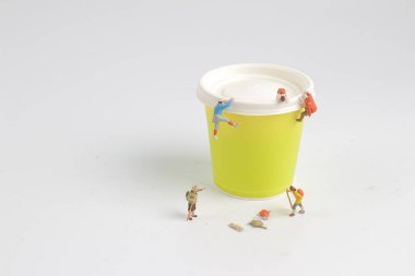 şekil alay tırmanmak kağıt bardak