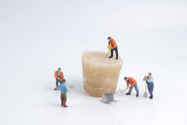 buz doğa işçilerle min.