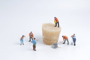 buz doğa işçilerle min.