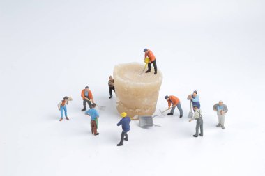 buz doğa işçilerle min.