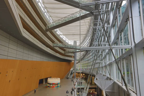 Forum Tokyo'nun mimari harikaları biridir