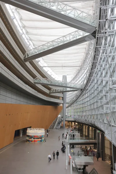 Forum Tokyo'nun mimari harikaları biridir