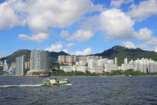 From East Lamma Channel view of HK — Stock Photo, Image