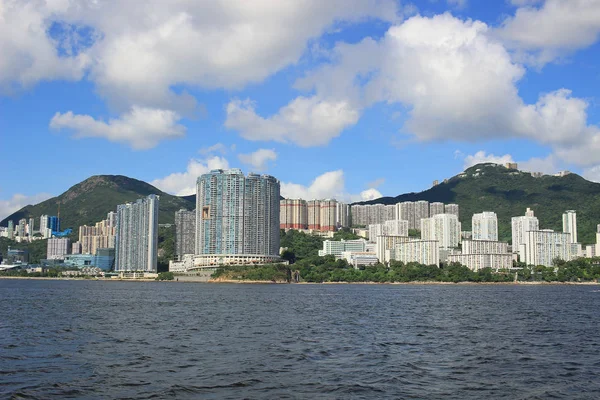 From East Lamma Channel view of HK — Stock Photo, Image