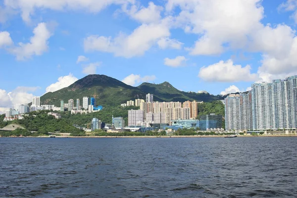 From East Lamma Channel view of HK — Stock Photo, Image