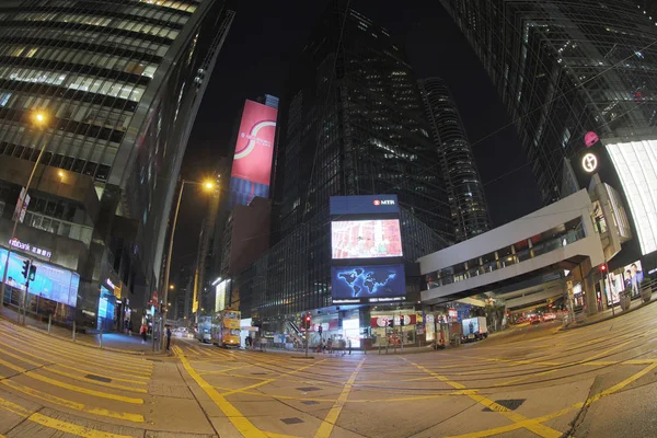 Het kruispunt van Des Voeux Rd Central, hk — Stockfoto