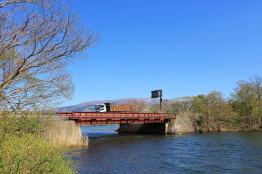 Göl Konuma demiryolu köprüsünde