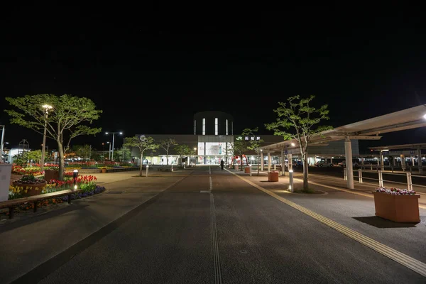 A fonte da estação ferroviária JR Hakodate à noite — Fotografia de Stock