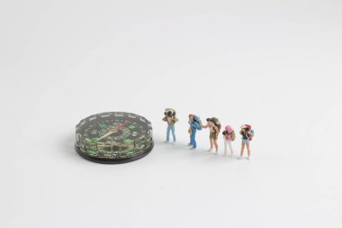 tavel için mini figür ile ompass