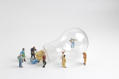 şekil bir ampul üzerinde çalışma grubu 