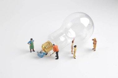 şekil bir ampul üzerinde çalışma grubu 