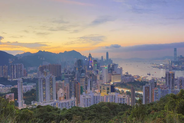 塞西尔爵士骑行, 布雷马山日落景色 — 图库照片