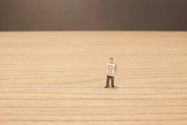 mesaj panosu tablosundaki figürün