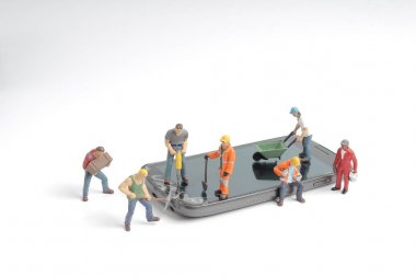 Mobil, seçici odak üstünde çalışan insanlar