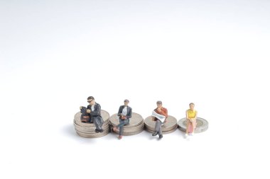 classiof şekil grup sikkeleri üzerinde durmak