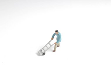 Beyaz arka plan üzerinde mühendis işçi