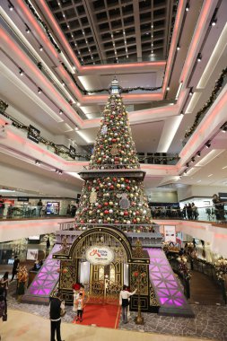  Noel ağacı Festivali yürüyüş alışveriş merkezinde 2017