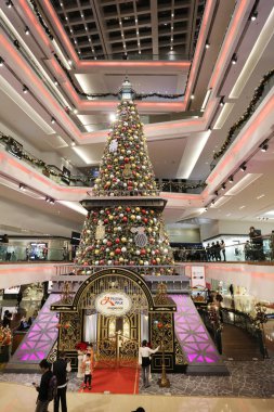  Noel ağacı Festivali yürüyüş alışveriş merkezinde 2017