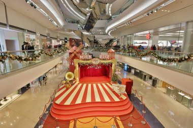  Noel ağacı Festivali yürüyüş alışveriş merkezinde 2017