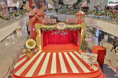  Noel ağacı Festivali yürüyüş alışveriş merkezinde 2017