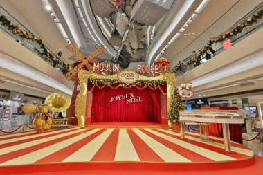  Noel ağacı Festivali yürüyüş alışveriş merkezinde 2017