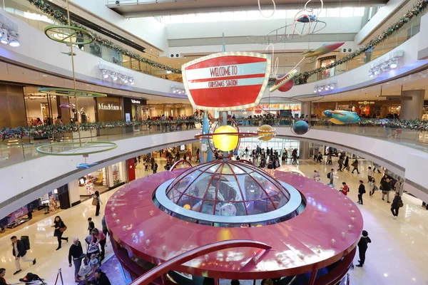 Centro comercial antes de Navidad en hk 2017 — Foto de Stock