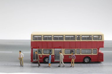 Mini Seyahat otobüs istasyonu