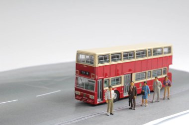 Mini Seyahat otobüs istasyonu