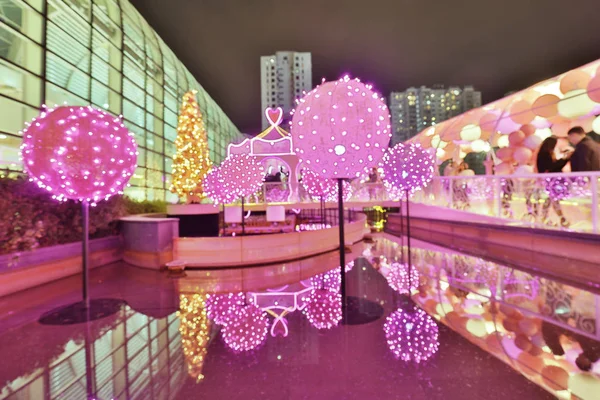 Licht op Kerstmis eerlijke Shatin stad plaza 2017 — Stockfoto