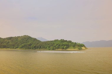 Güneş panelleri su Plover koyu rezervuar