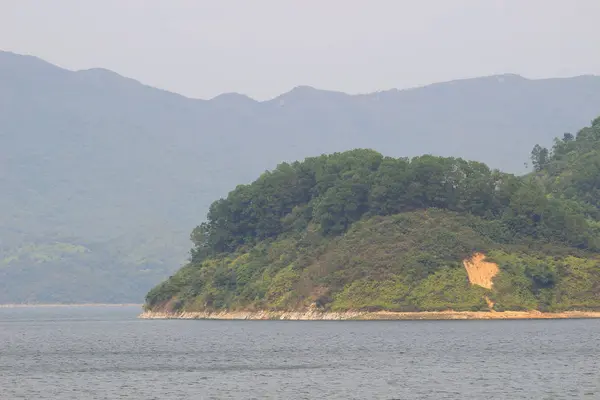 千鳥コーブ貯水池で最も大きい貯蔵所 — ストック写真