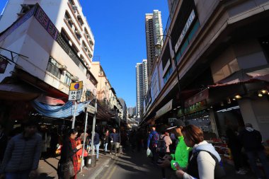 Yuen Kau Yuk yola uzun at 2018