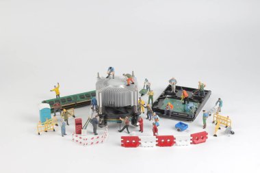 mühendis işçilerin grup Cpu yüklemekte olduğunuz