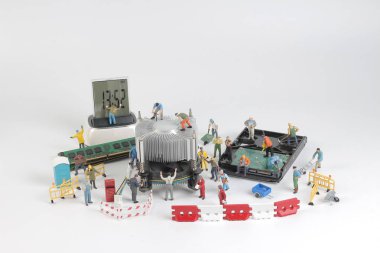 mühendis işçilerin grup Cpu yüklemekte olduğunuz